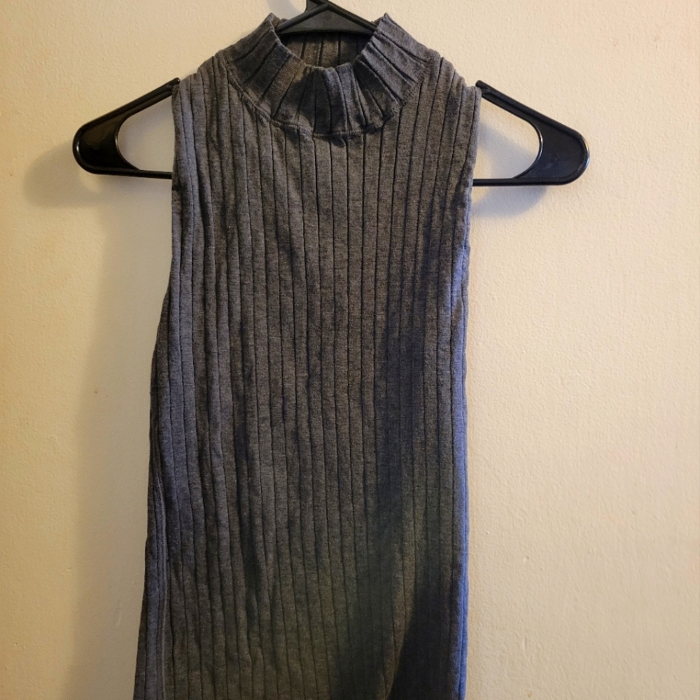 Rag and Bone turtle neck tank top size S